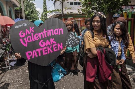 Valentine S Day Condoms And Casual Sex In Indonesia