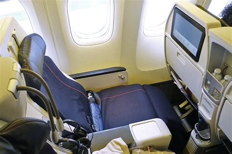 Review Air France 777 Premium Economy Nyc Paris