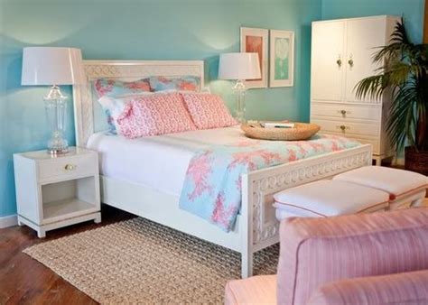 Hot pink and turquoise bedroom. Aqua and Pink Interiors - Panda's House