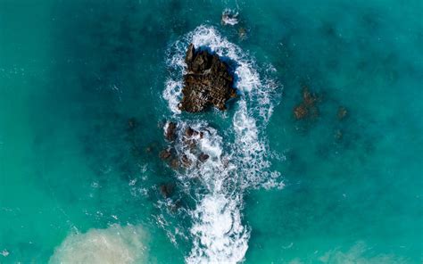 Download Wallpaper 1440x900 Ocean Island Aerial View Sand Beach