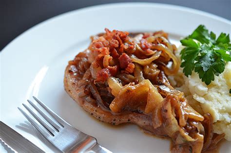 Note that thicker cut pork chops with the bone still attached cook up the juiciest and most flavorful. Bacon Apple Smothered Pork Chops - Nom Nom Paleo®