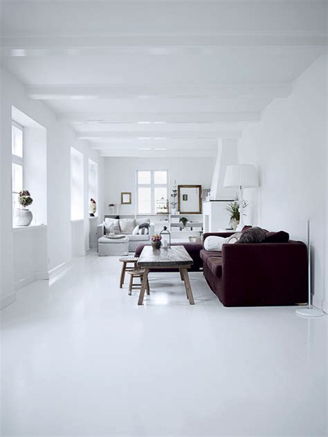All White Interior Design Of The Homewares Designer Home Digsdigs