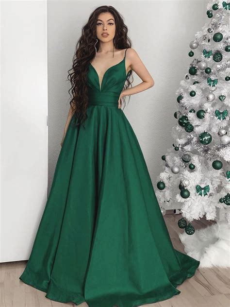 A Line V Neck Emerald Green Long Prom Dresses Green V Neck Long Forma