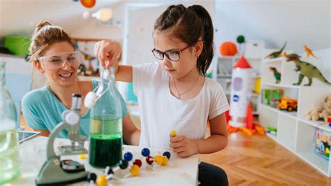 6 Science Projects To Do With Your Kids At Home