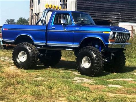 Pin By Edward Skeen On Lifted Trucks Classic Ford Trucks Big Ford
