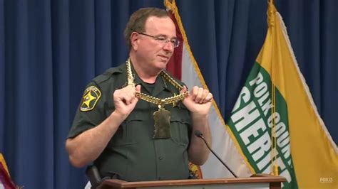 Florida Sheriff Wears Enormous Chain Seized During Drug Bust At Presser