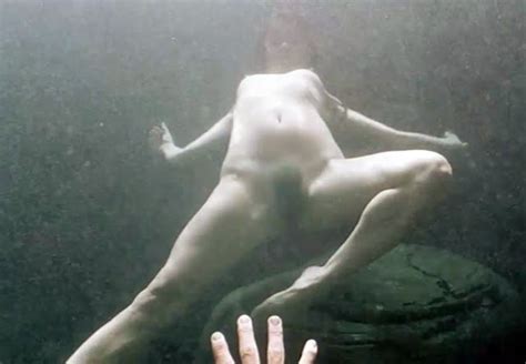 Juliette Lewis Nude Hairy Pussy Underwater Hot Nude Celebrities Sexy