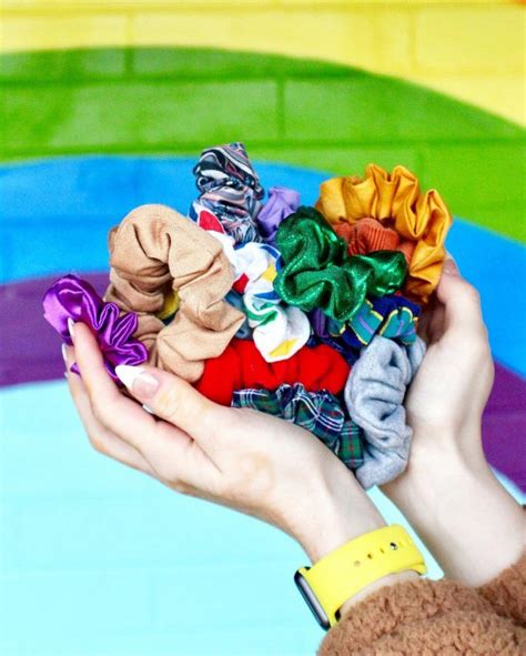 Cute And Simple Ways To Make Scrunchies Trendy Again