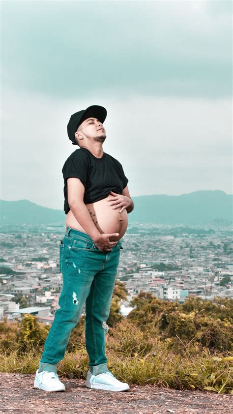 fotos de diane rodríguez y su esposo embarazado zack elías psic diane rodríguez activista y