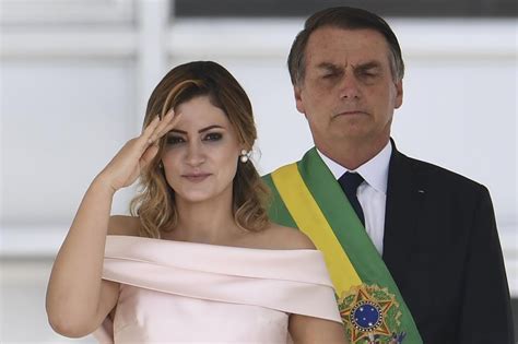 Michelle Bolsonaro Discursa Em Libras Durante Posse