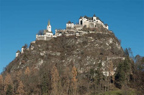 Burg Hochosterwitz Gemeinde Sankt Georgen Am Längsee Bezirk Sankt Veit An Der Glan Kärnten