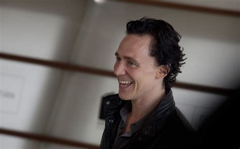 80 top tom hiddleston wallpapers , carefully selected images for you that start with t letter. Tom Hiddleston HD Wallpaper | Background Image | 3200x2000 ...