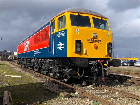 gb railfreight on twitter new livery yes please 😍 today we ve unveiled our latest class 69