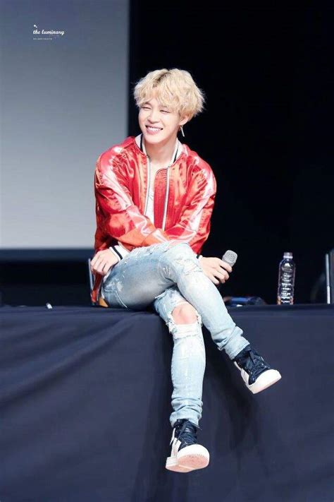 Top 10 Sexy Pictures Of Bts’s Jimin Looking Sinfully Hot In Ripped Jeans That’ll Make You Clutch