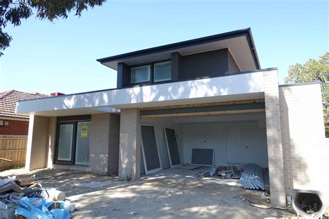 Positioned where the roof meets the external walls, our affordable fascia boards and vented soffits improve airflow in your home and shield its outer walls from mould and mildew. white soffit / black fascia | Facade house, House exterior ...