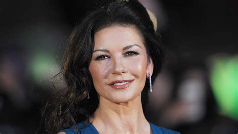 Catherine Zeta Jones Looks So Young In Instagram Selfie Hello