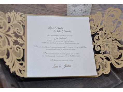 Unserer hochzeitseinladungen können bequem online mit eigenen texten und fotos gestaltet werden und. Einladungskarte zur Hochzeit zweisprachig "Goldpracht"