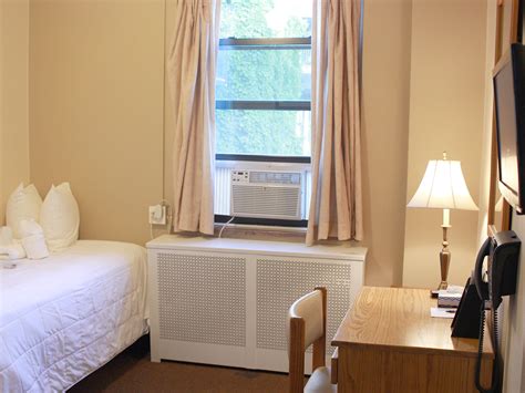 Deluxe Single Room One Person Affordable Hotel Rooms 1 Person Nyc