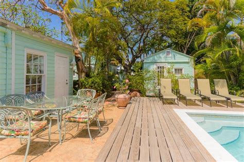 Located at the very end of the florida keys, even closer to cuba than to miami, key west is florida's tropical paradise. Conch Cottages of Villas Key West - Cabins for Rent in Key ...