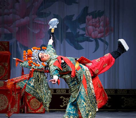 Unveiling Peking Opera