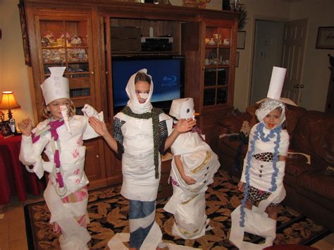 They do not require downloading which makes them easy to play anywhere and anytime. 3 Easy and Fun Snowman Games! - Happy Home Fairy