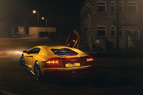 2560x1440 Lamborghini Aventador In The Night 1440p Resolution Hd 4k