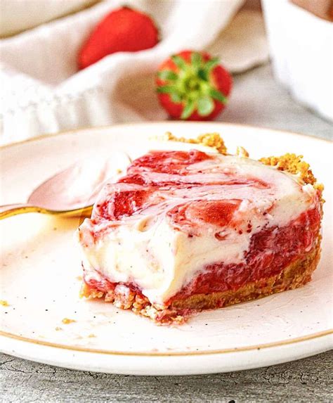Frozen Strawberry Pie Recipe In 2022 Strawberry Pie Homemade Strawberry Sauce Frozen