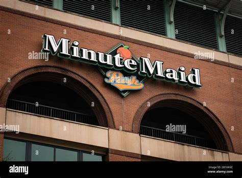 Minute Maid Park Exterior Hi Res Stock Photography And Images Alamy