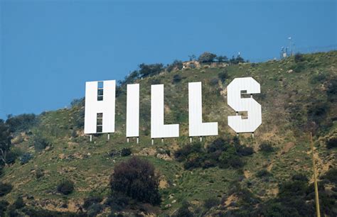 How To Create A Hollywood Sign Text Effect In Adobe Photoshop