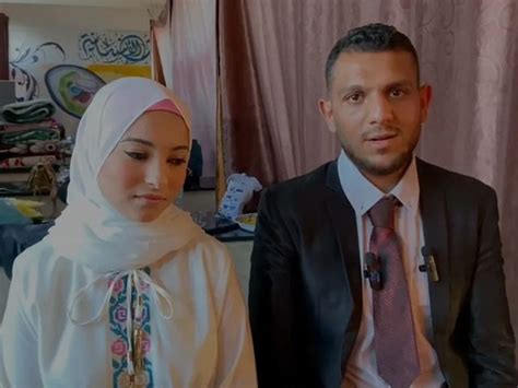 غزہ کے اسکول میں پناہ گزین جوڑے کی شادی ایکسپریس اردو