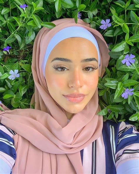 Batul Bazzi On Instagram “i Like Da View” Hijab Fashion Hijabi Fashion Casual Style Hijab