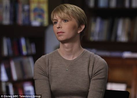 Chelsea Manning Strolls Through New Yorks Times Square Daily Mail Online