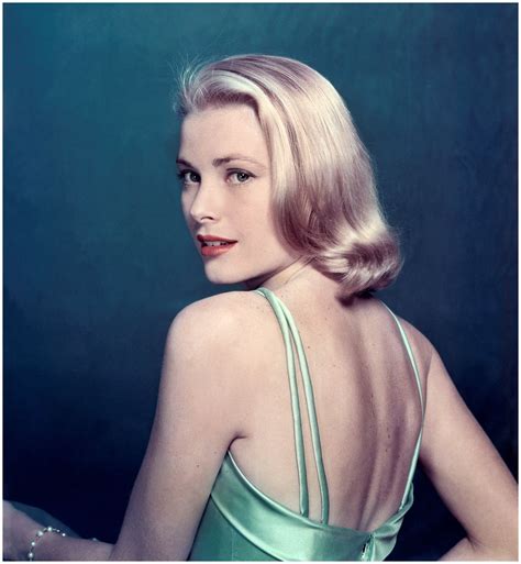 Grace Kelly Posing For Life Magazine 1954 Grace Kelly Style Grace