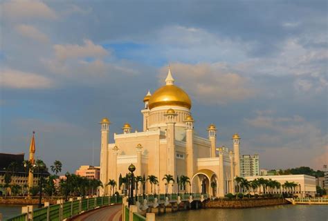 Последние твиты от waktu solat wp kl (@waktusolatkl). Waktu Kerja Hanya 6 Jam Di Brunei Sepanjang Ramadan ...