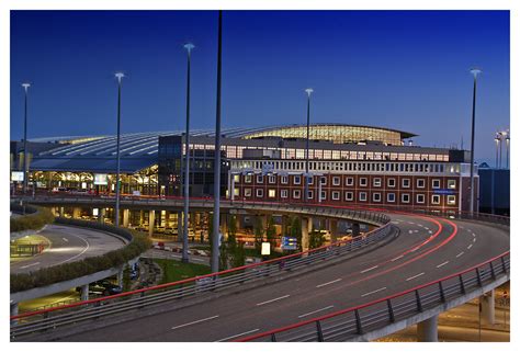 Hamburg Airport Foto And Bild Architektur Architektur Bei Nacht