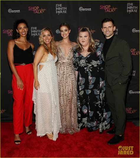 It was also in college where he met fellow swimmer, ellie zweifel. Kyle Dean Massey Suits Up for the Premiere of His New ...