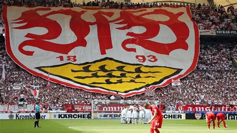Die grün hinterlegten spieler stehen im zuletzt berufenen aufgebot der jeweiligen. Vfb : Vfb Stuttgart Bangkit Promosi Bermodalkan Armada ...
