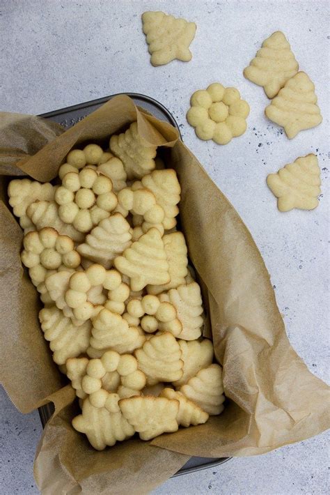 Almond Spritz Cookies | Recipe | Spritz cookies, Almond flour recipes cookies, Best christmas ...