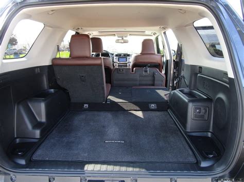 Premium packages are available for the sr5 and trd hard plastic is the rule rather than the exception when it comes to the 4runner's interior. 2017 Toyota 4Runner Limited Interior 5