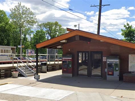 Weekend Lirr Service Reduced As Douglaston Station Is Renovated