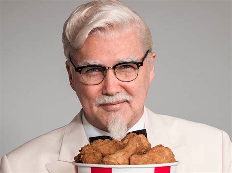 This version of the logo appeared in 1952 and lasted until 1978. Life History Of KFC Founder | Colonel Sanders | Comedymood