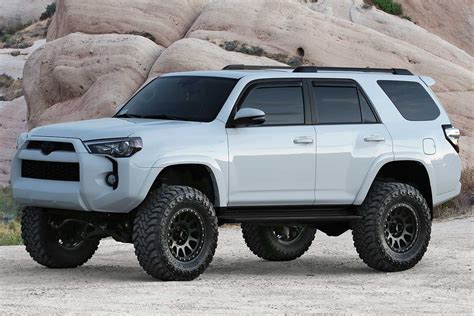 Tub style all season floor mats. Fabtech® - Toyota 4Runner 4WD 2016 6" Performance Front ...