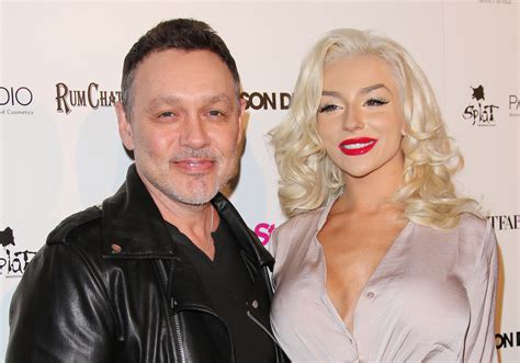 Courtney Stodden Married At 16 Courtney Stodden I Don T Regret My Marriage The Hollywood