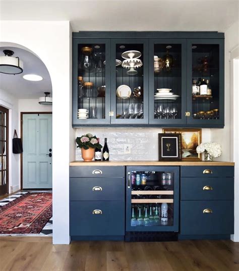 29 kitchen cabinet ideas set out here by type, style, color plus we list out what is the most popular type. Navy Kitchen with a Stunning Built-in in 2020 | Kitchen ...