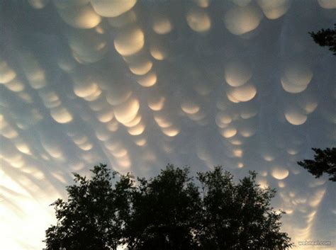 30 Stunning And Beautiful Clouds Photos Unusual Cloud Formation