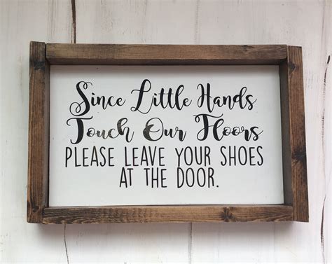Please remove your shoes doormat. Please take off your shoes sign #rusticwoodsign # ...