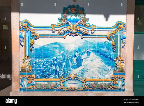 Pinhao Railway Station Blue And White Tiles Portugal Stock Photo Alamy