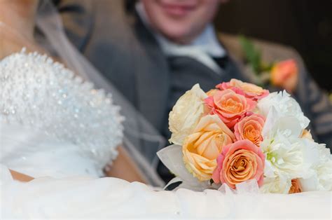 736 x 1004 jpeg 67 кб. Coral and Yellow Bouquet | Wedding bouquets, Yellow ...
