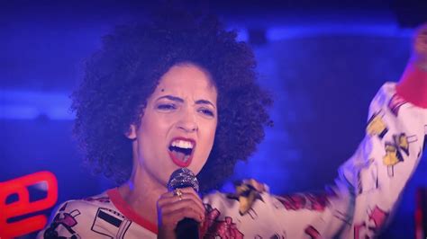 Für gntm 2019 hat heidi klum einen song ihres verlobten tom kaulitz gewählt: The Voice of Germany: Karin Hagendorfer: "Roxanne ...