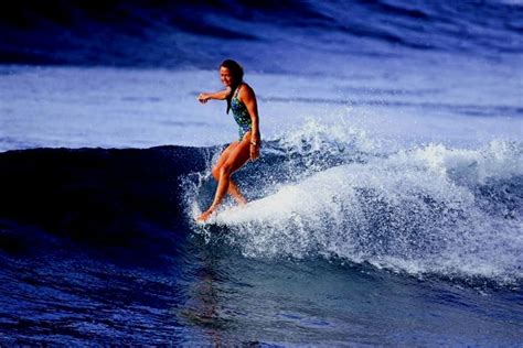 Incredible Ladies In Hawaiis History Surfboard Pictures Surfing Pictures Surfer Surfing